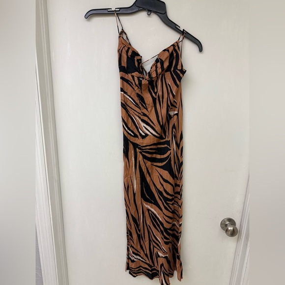 Sun Becomes Her Dress / Size 4 - Picture 3 of 7